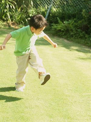 福岡で美容師・エステティシャン・メイクアップアーティスト・ネイリストを育成する専門学校：福岡ビューティーアート専門学校の詳細紹介